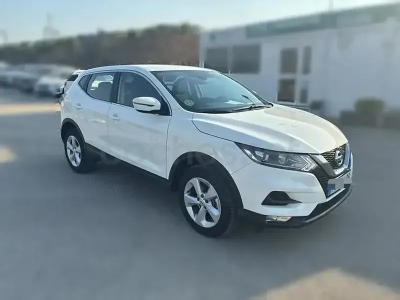 Usado Nissan Qashqai Acenta 140 CV (102 kW) 2021 Blanco SUV