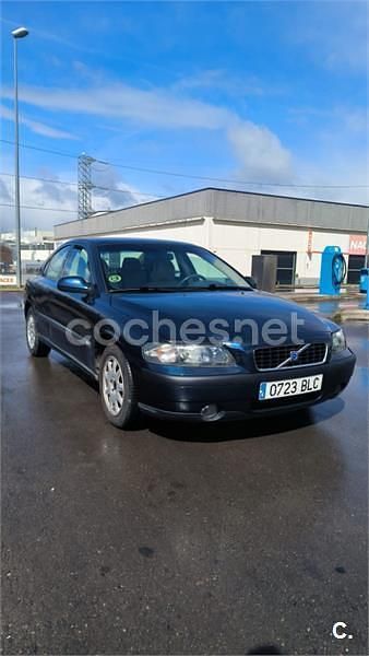 Usado Volvo S60 140 CV (102 kW) 2001 Azul Berlina