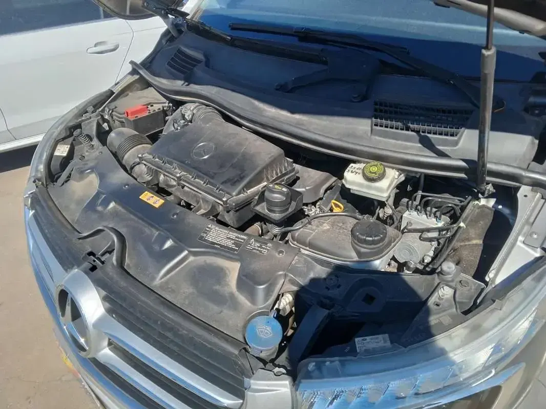 Usado Mercedes V250 Avantgarde 190 CV (139 kW) 2016 Blanco Monovolumen