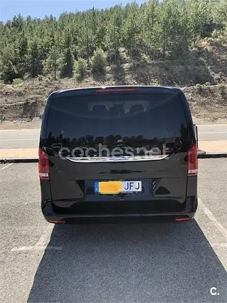 Usado Mercedes V220 Avantgarde 163 CV (119 kW) 2015 Negro Monovolumen