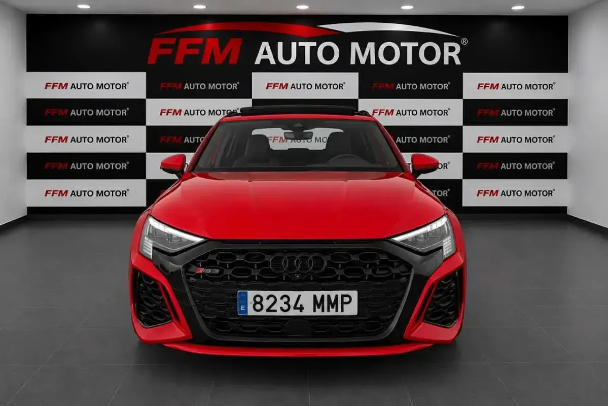 Usado Audi RS3 Sportback Performance 400 CV (294 kW) 2023 Rojo Utilitario