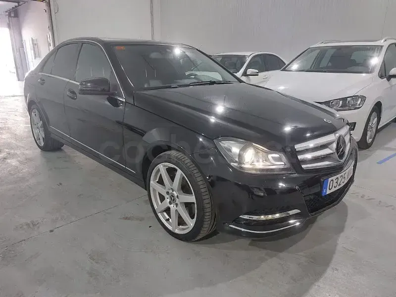 Usado Mercedes C350 Avantgarde 265 CV (194 kW) 2013 Negro Berlina