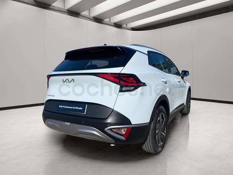 Usado Kia Sportage 150 CV (110 kW) 2022 Blanco SUV