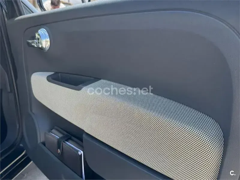 Usado Fiat 500 Lounge 69 CV (50 kW) 2011 Negro Berlina