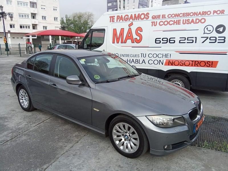 Käytetty BMW 320 177 HP (130 kW) 2009 Harmaa Sedan