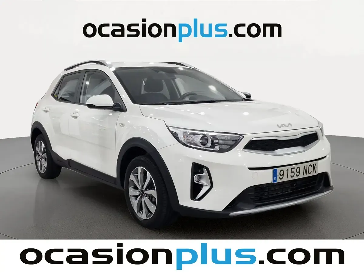 Usado Kia Stonic 101 CV (74 kW) 2025 Blanco SUV