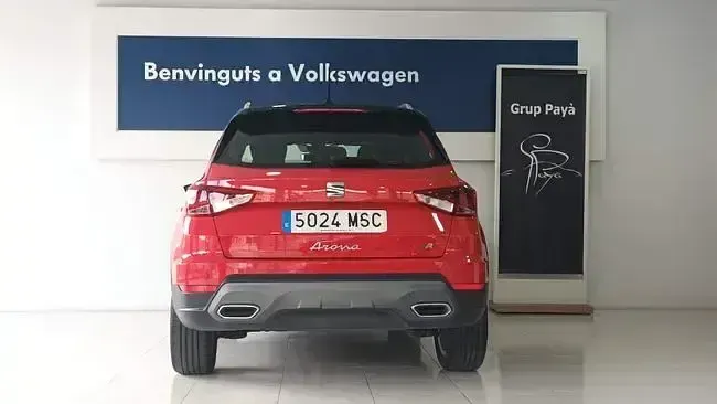 Usado Seat Arona FR 117 CV (86 kW) 2024 Rojo SUV