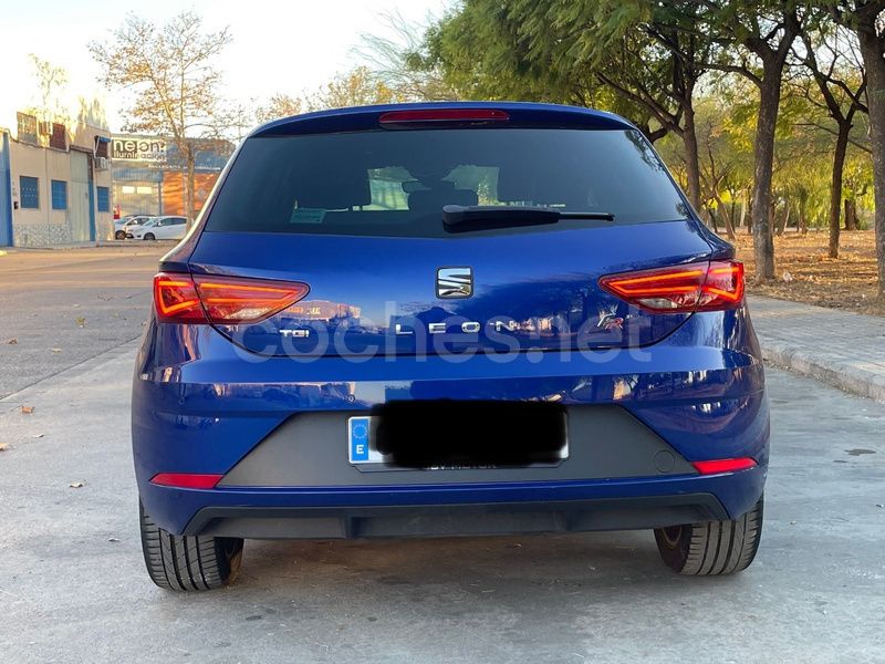 Usado Seat Leon FR 130 CV (95 kW) 2020 Azul Berlina