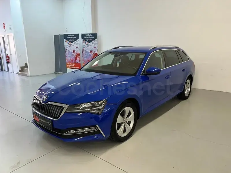Usado Skoda Superb Ambition 218 HP (160 kW) 2020 Azul Carrinha