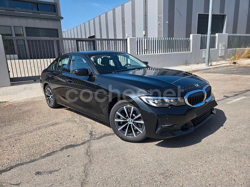 Negro Usado 2019 BMW 330e Comfort Edition Berlina | 26.900 € (Precio justo) - Imagen 1/4