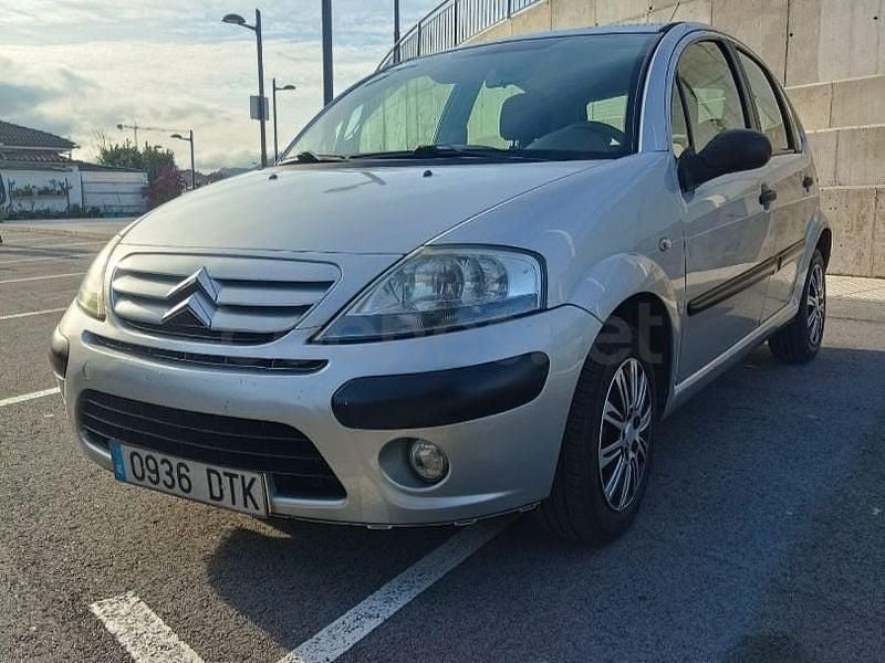 Usado Citroën C3 Furio 61 CV (44 kW) 2005 Gris / plata Berlina