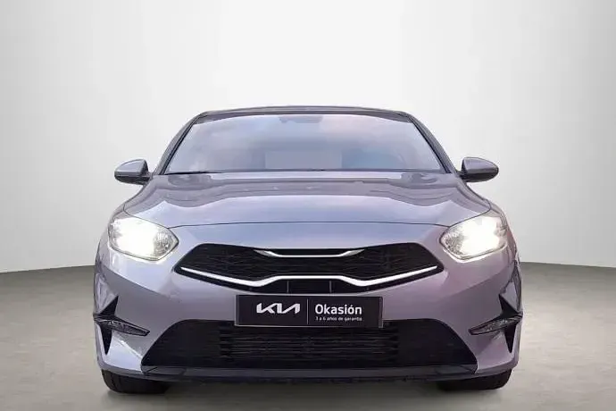 Używany Kia Ceed 120 KM (88 kW) 2024 Hatchback