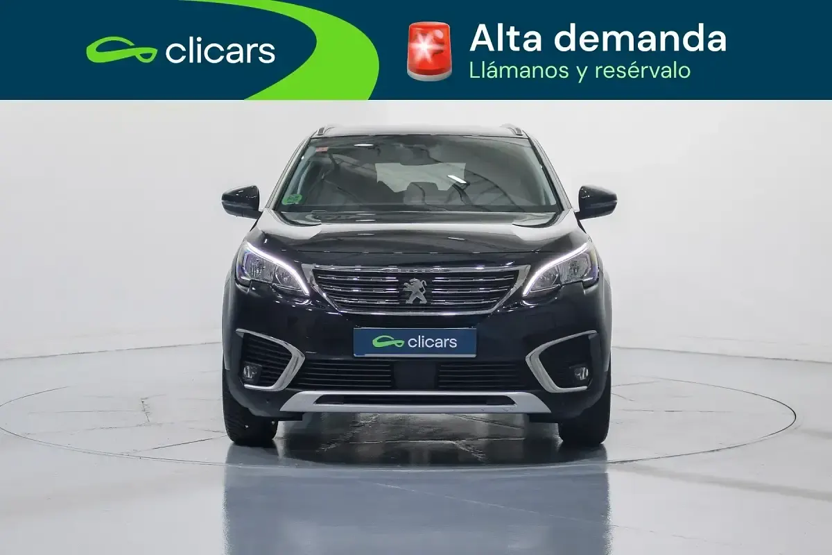 Usado Peugeot 5008 Allure 130 CV (95 kW) 2019 Negro SUV