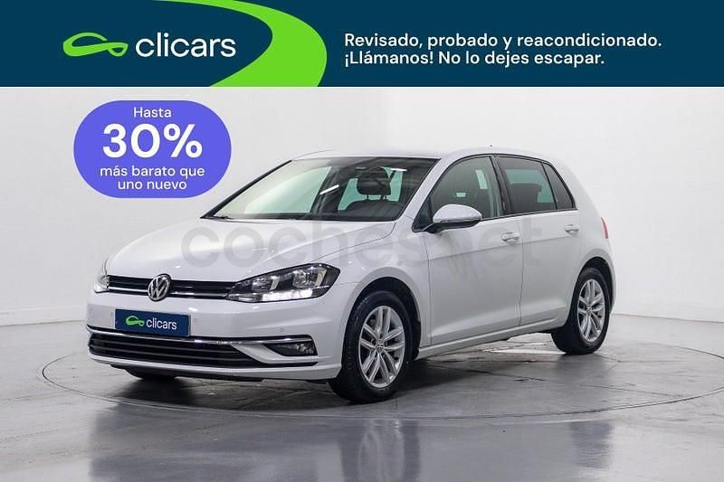Usado VW Golf Sportsvan Advance 125 CV (91 kW) 2018 Blanco Monovolumen