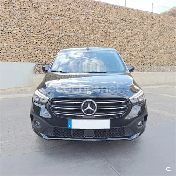 Occasion Mercedes T180 131 PK (96 kW) 2024 Zwart MPV