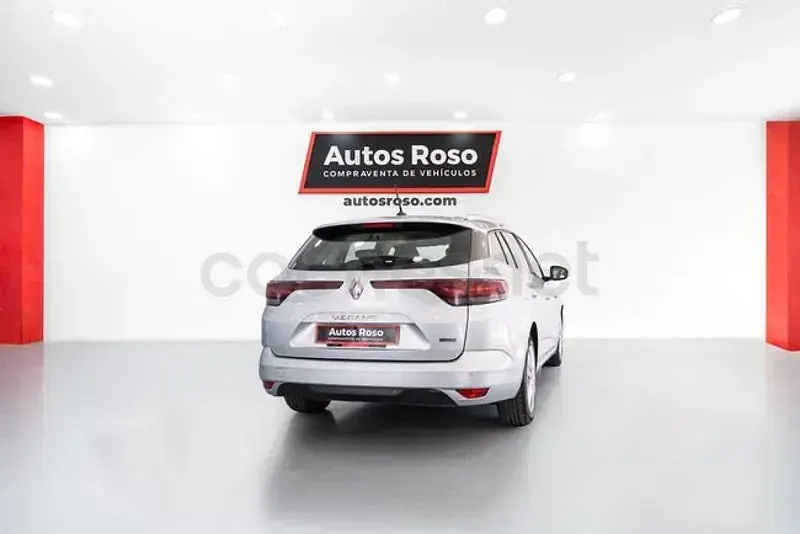 Usado Renault Mégane IV Intens 160 CV (117 kW) 2021 Gris / plata Familiar