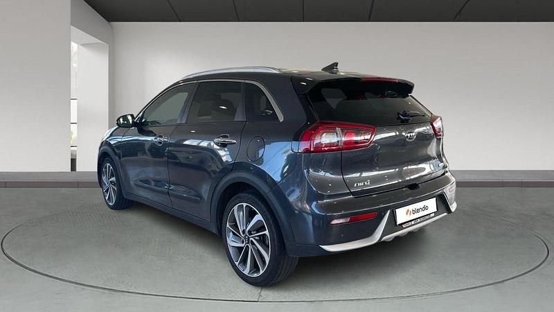 Usado Kia Niro 141 CV (103 kW) 2018 Gris SUV