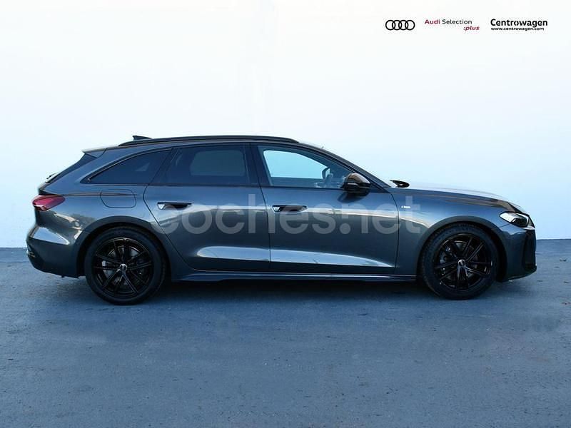 Usado Audi A5 204 CV (150 kW) 2025 Gris / plata Familiar