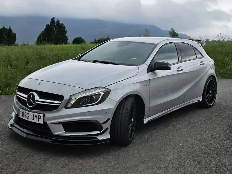 Usado Mercedes A45 AMG AMG 360 CV (264 kW) 2014 Gris / plata Utilitario
