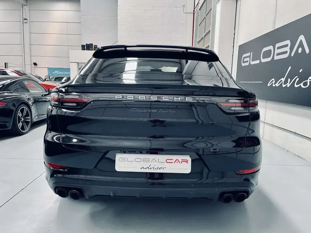 Usado Porsche Cayenne Turbo 549 CV (403 kW) 2019 Negro SUV
