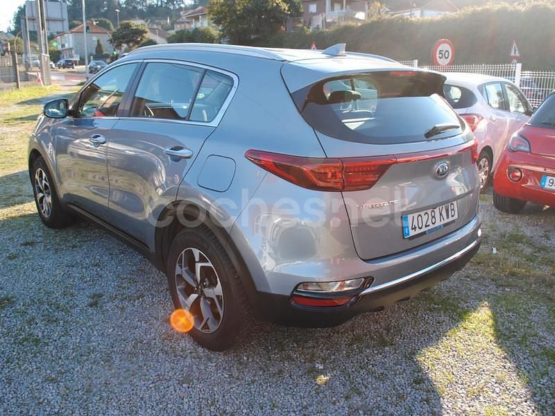 Usado Kia Sportage 136 CV (100 kW) 2019 Azul SUV