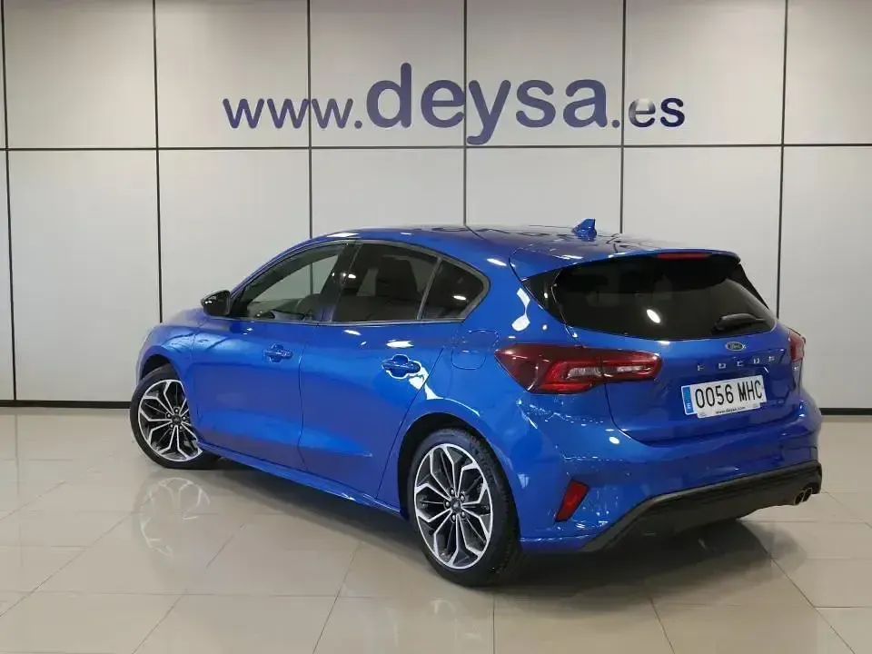 Usado Ford Focus ST-Line X 125 CV (91 kW) 2023 Azul Berlina