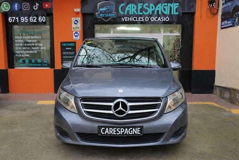 Begagnad Mercedes V220 Exclusive 163 HK (119 kW) 2016 Grå Minibuss