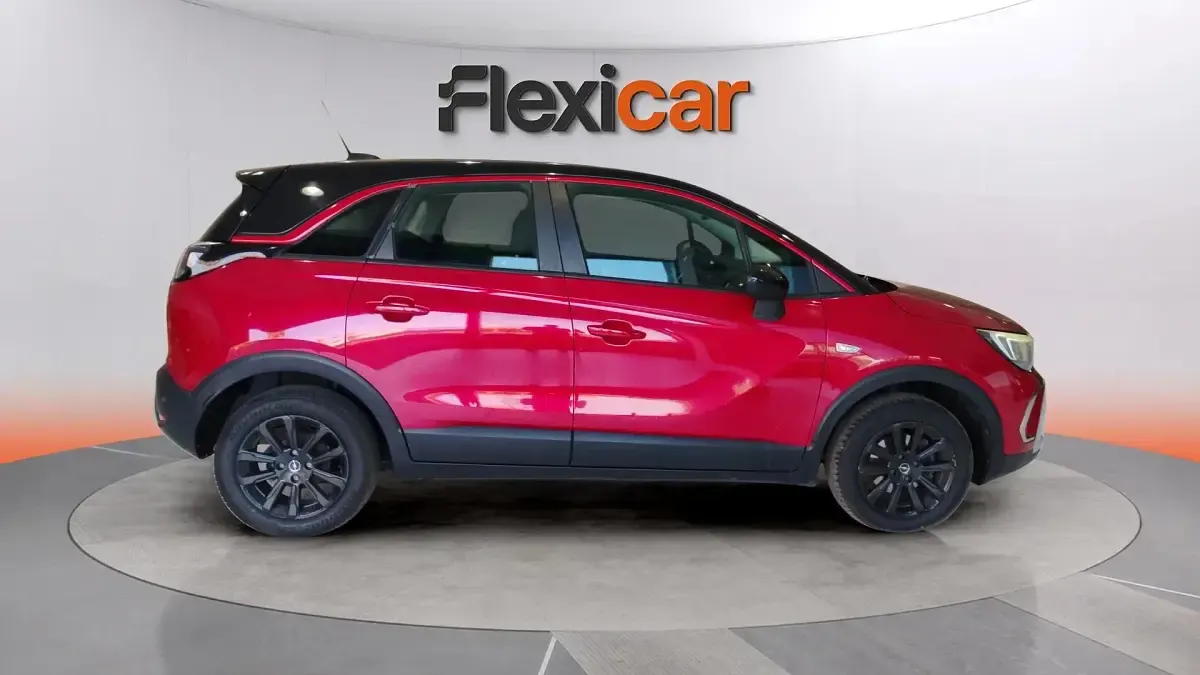 Usado Opel Crossland GS Line 110 CV (80 kW) 2021 Rojo SUV