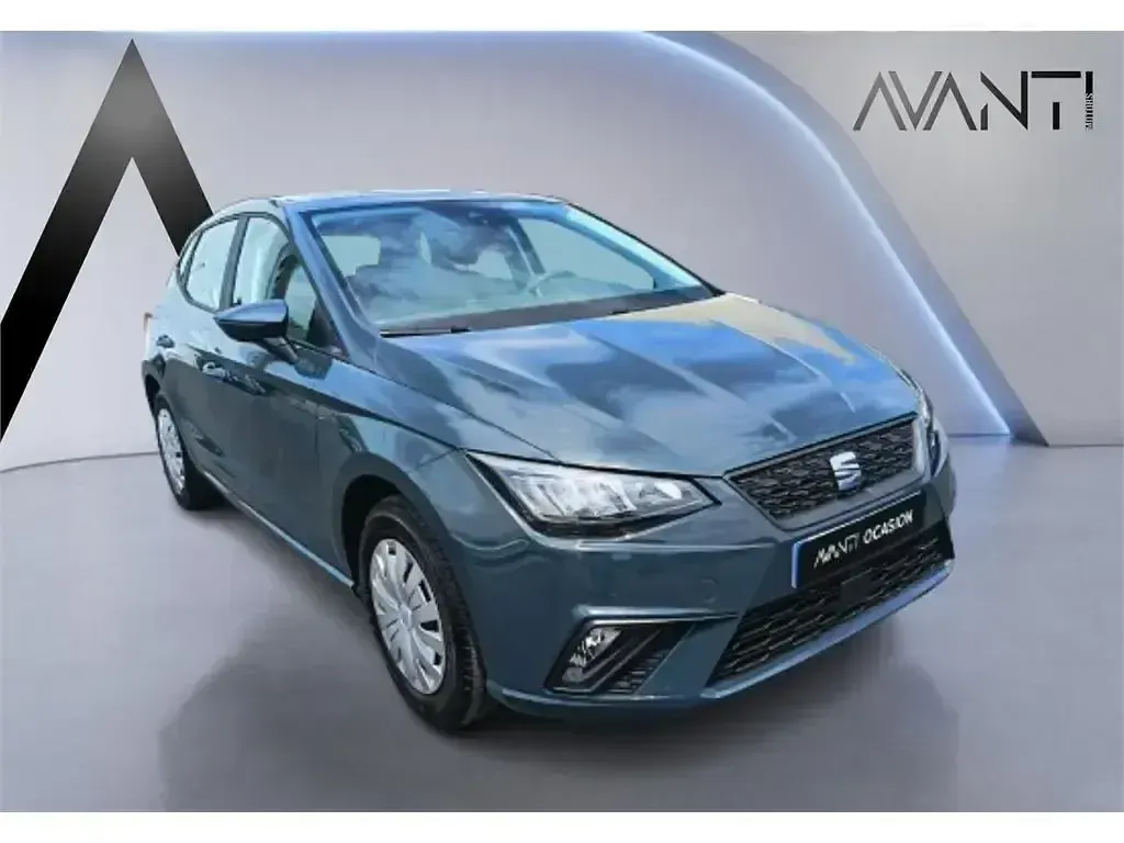 Usado Seat Ibiza Reference 95 CV (69 kW) 2024 Gris Utilitario