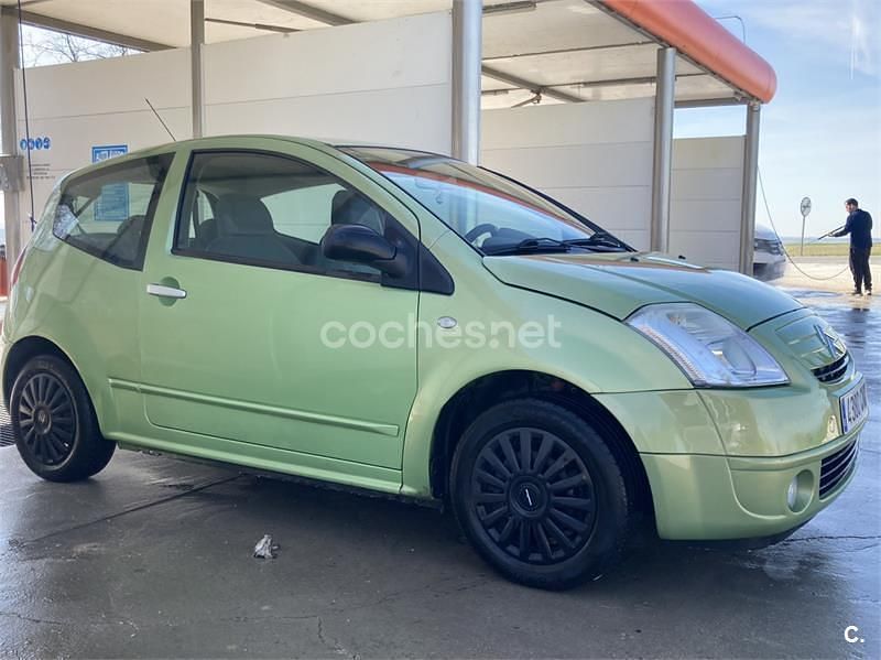 Usado Citroën C2 70 CV (51 kW) 2003 Verde Utilitario