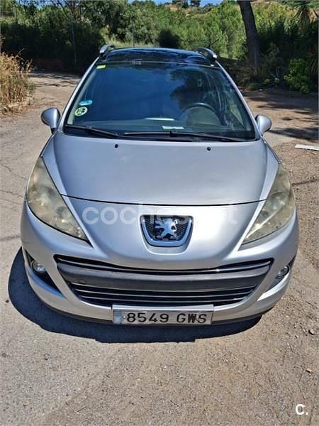 Gris / plata Usado 2010 Peugeot 207 Sport Familiar | 2800 € (Buen precio) - Imagen 1/4