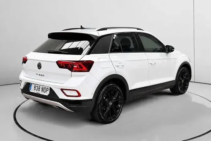 Usado VW T-Roc 150 CV (110 kW) 2025 SUV