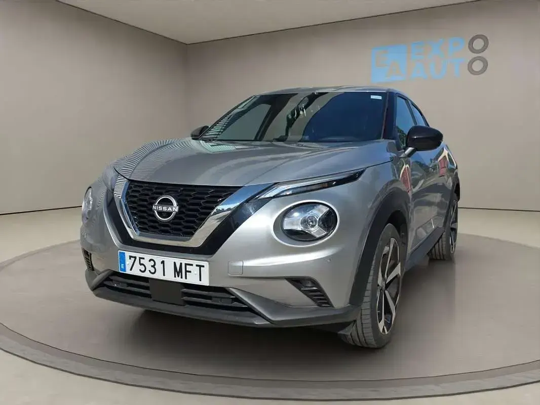 Usado Nissan Juke Tekna 113 CV (83 kW) 2023 Gris SUV