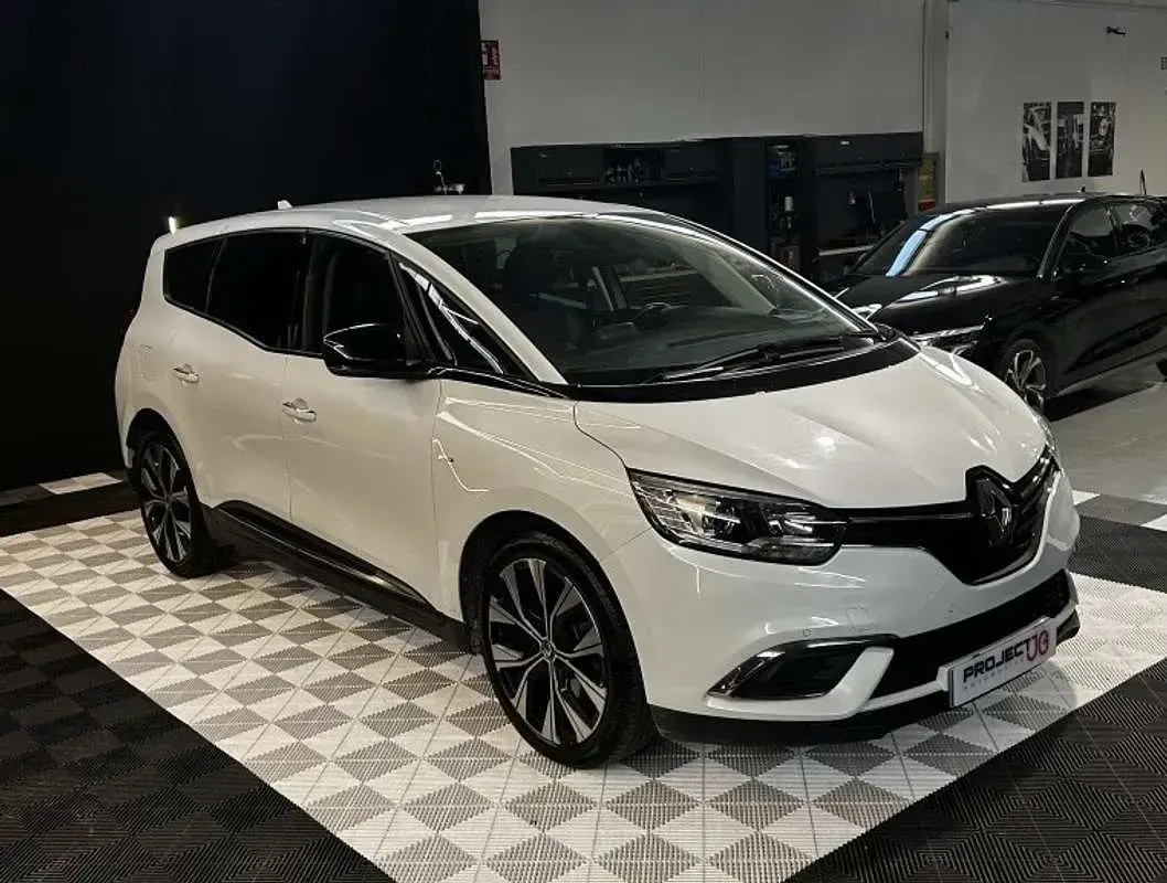 Usado Renault Grand Scénic IV LIMITED 140 CV (102 kW) 2021 Blanco Monovolumen