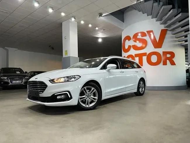 Usado Ford Mondeo Titanium 150 CV (110 kW) 2020 Blanco Familiar