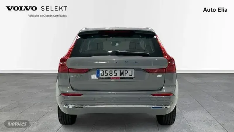 Usado Volvo XC60 Core 253 CV (186 kW) 2024 Gris SUV