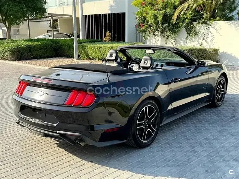 Usado Ford Mustang Convertible 291 CV (214 kW) 2020 Negro Descapotable