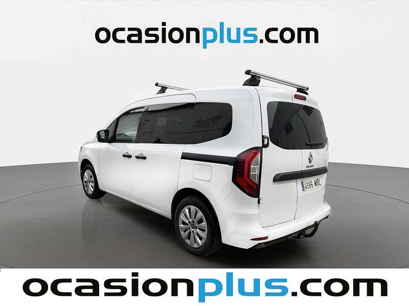 Usado Renault Kangoo 95 CV (69 kW) 2022 Blanco Familiar
