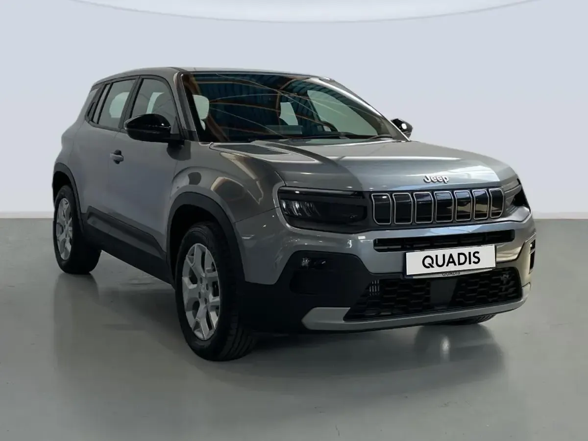 Usado Jeep Avenger Altitude 101 CV (74 kW) 2025 Gris SUV