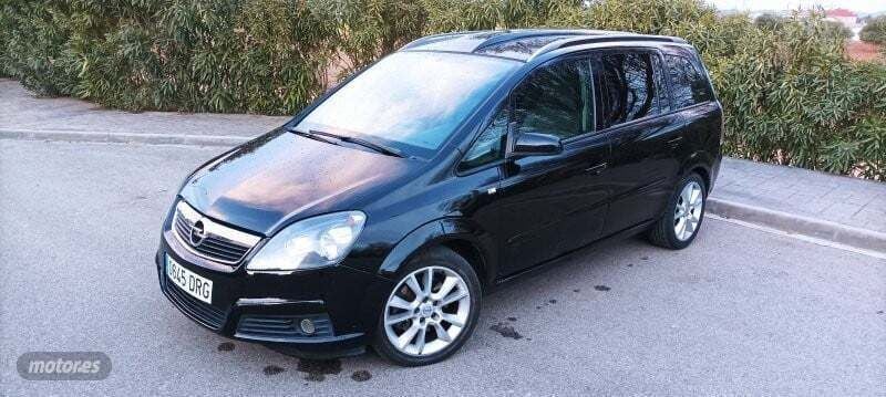 Negro Usado 2005 Opel Zafira Cosmo Monovolumen | 4900 € (Caro) - Imagen 1/4