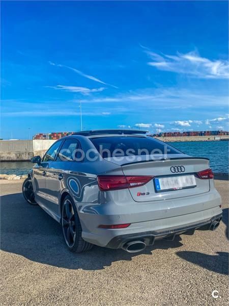 Usado Audi RS3 400 CV (294 kW) 2019 Gris / plata Berlina