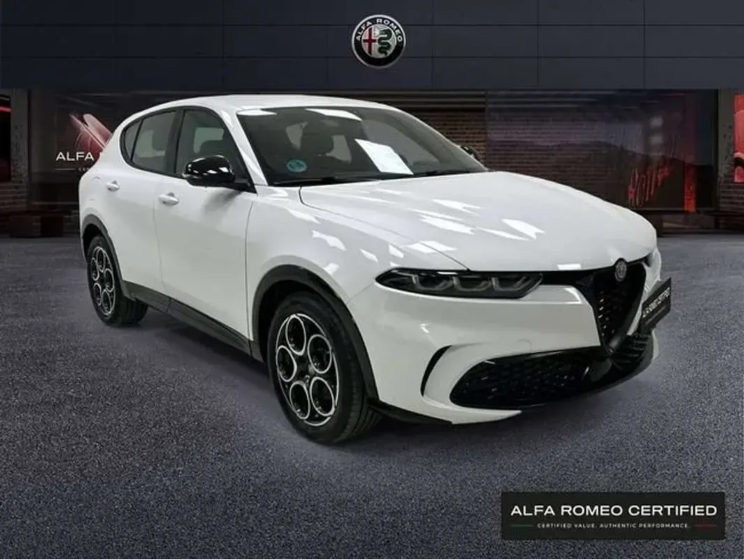 Usado Alfa Romeo Tonale Sprint 131 CV (96 kW) 2025 Negro SUV