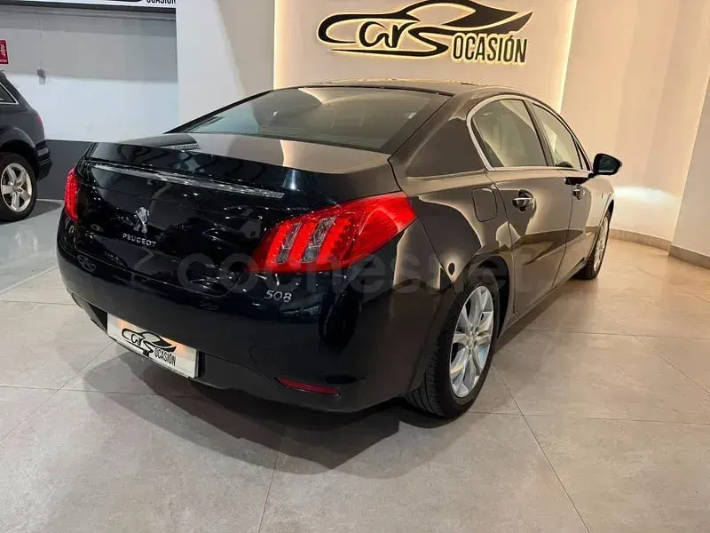 Usado Peugeot 508 RXH 200 CV (147 kW) 2017 Azul Familiar