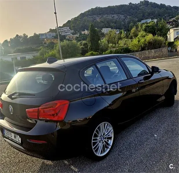 Usado BMW 116 Comfort Edition 136 CV (100 kW) 2015 Negro Utilitario