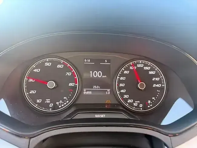 Usado Seat Ibiza Reference 80 CV (58 kW) 2022 Blanco Utilitario