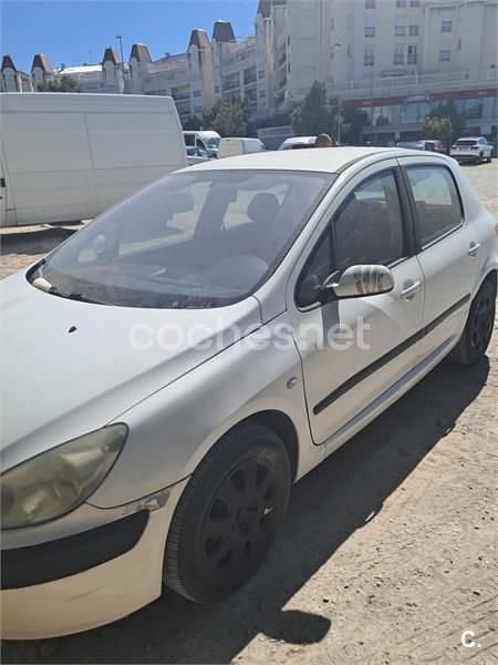 Blanco Usado 2002 Peugeot 307 Berlina | 1400 € (Buen precio) - Imagen 1/4