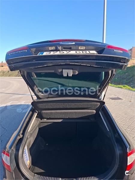 Usado Ford Mondeo Ambiente 125 CV (91 kW) 2009 Negro Berlina