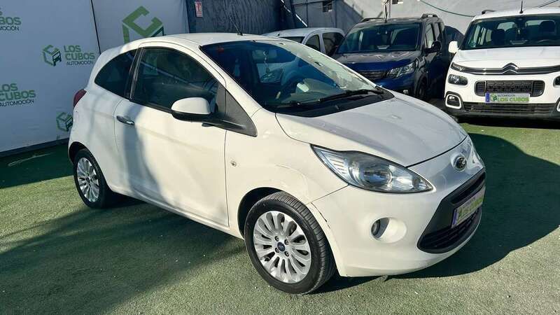 Blanco Usado 2014 Ford Ka S Utilitario | 5799 € (Precio justo) - Imagen 1/4