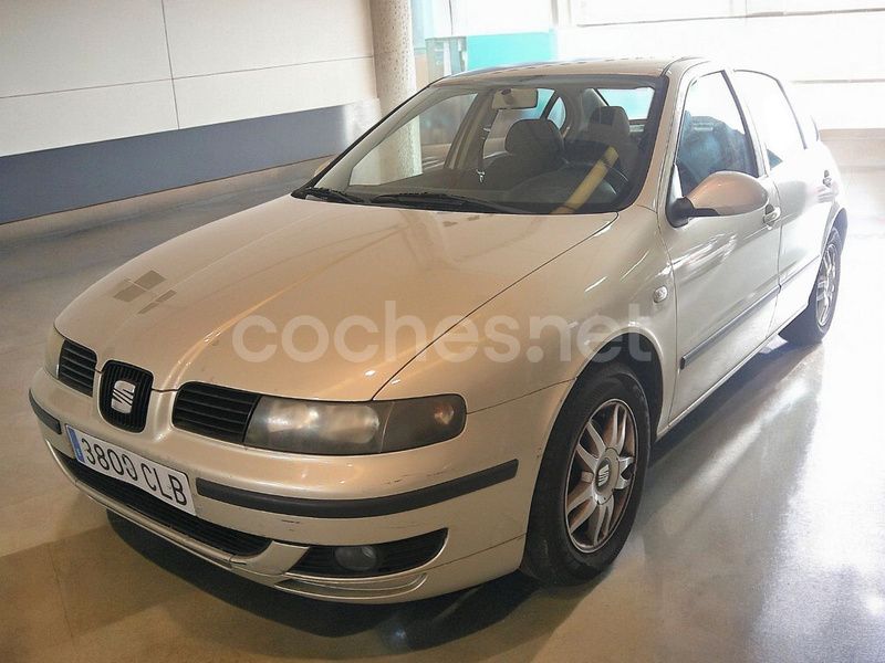 Beige Usado 2003 Seat Toledo Sport Berlina | 2260 € (Super precio) - Imagen 1/4