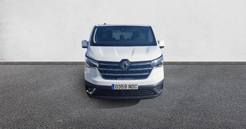 Usado Renault Trafic 110 CV (80 kW) 2025 Monovolumen
